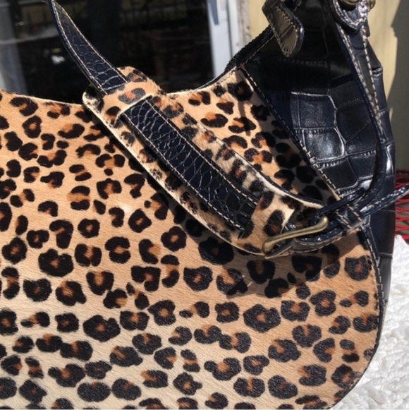 Brahmin Vintage Leopard Print and Black Leather Shoulder Bag - Picture 3 of 11